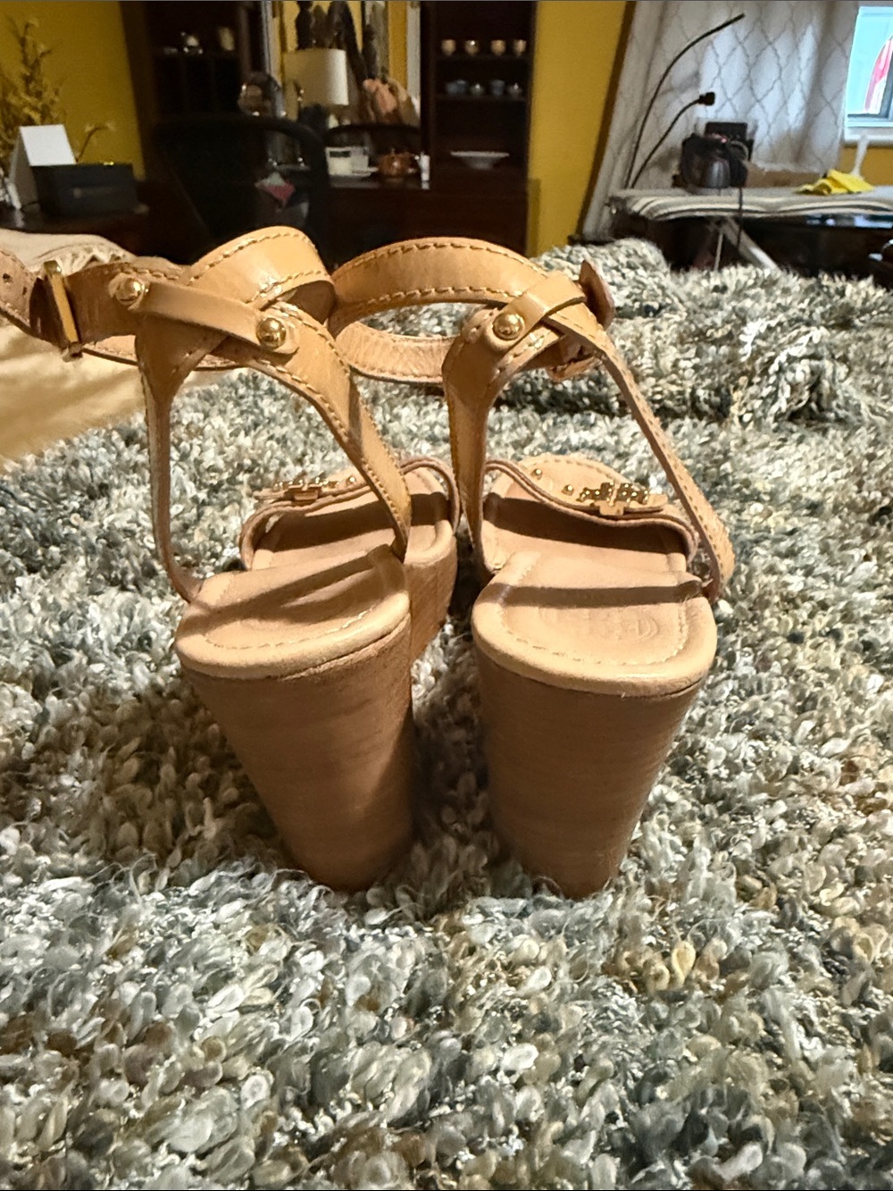Tory Burch Beige Tan Leather Ankle-Strap Sandals with Gold Logo - Picture 3 of 5